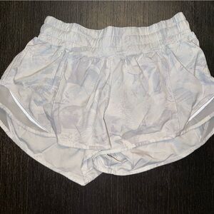 lululemon athletica White Light Gray Patterned Athletic Shorts